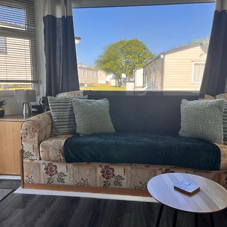 Cornish Coastal Retreats- 74 Newquay View Appartement Buitenkant foto
