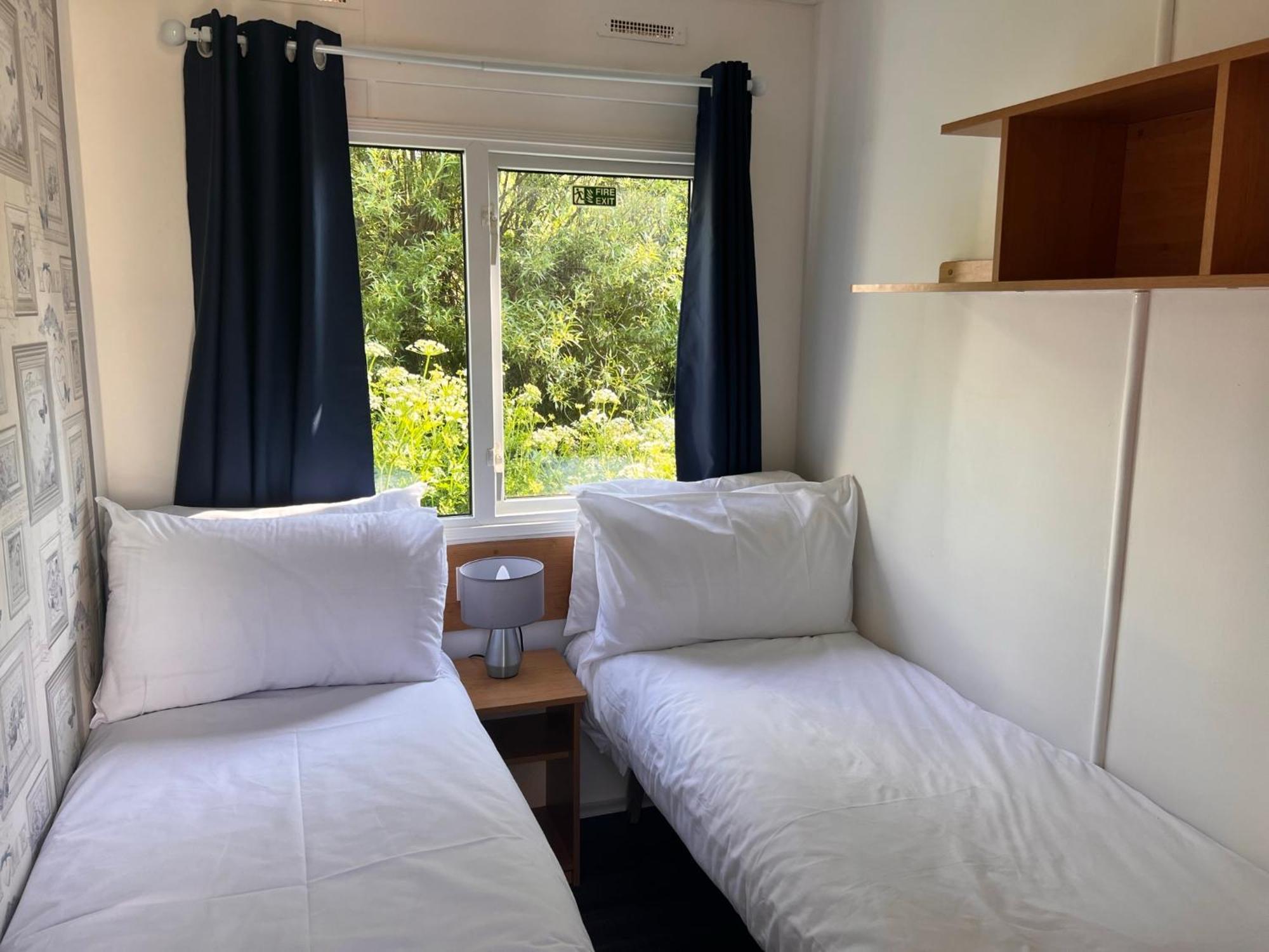 Cornish Coastal Retreats- 74 Newquay View Appartement Buitenkant foto
